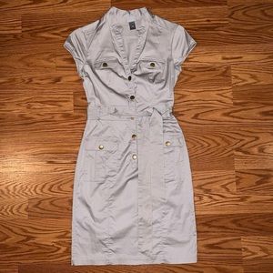 H&M fitted cool colored khaki, midi cargo dress. Size 6,